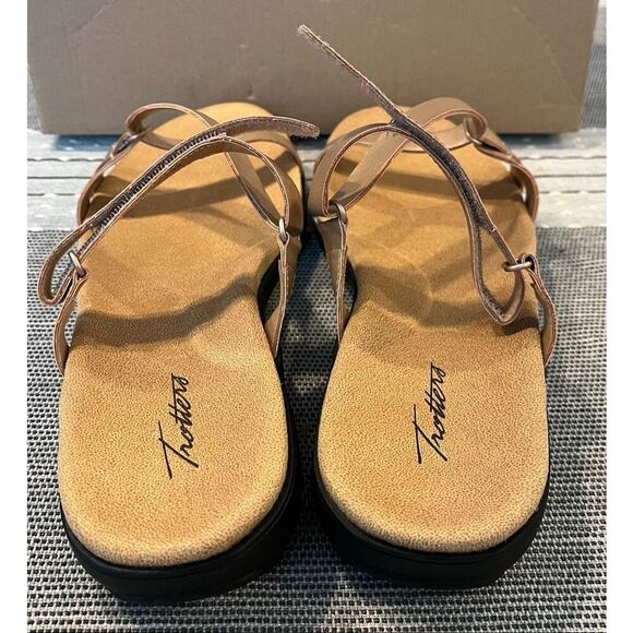 Trotters Women's Raja Flat Sandal - 12 - Picture 5 of 8